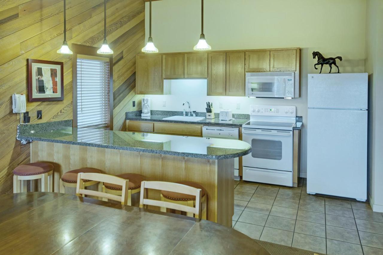 Seventh Mountain Resort Deschutes River Woods Dış mekan fotoğraf